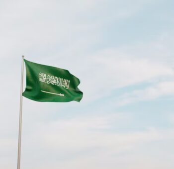 التوقيع الإلكتروني في السعودية: هل هو قانوني؟ الإجابة النهائية من التشريعات المعتمدة والثقة الرقمية